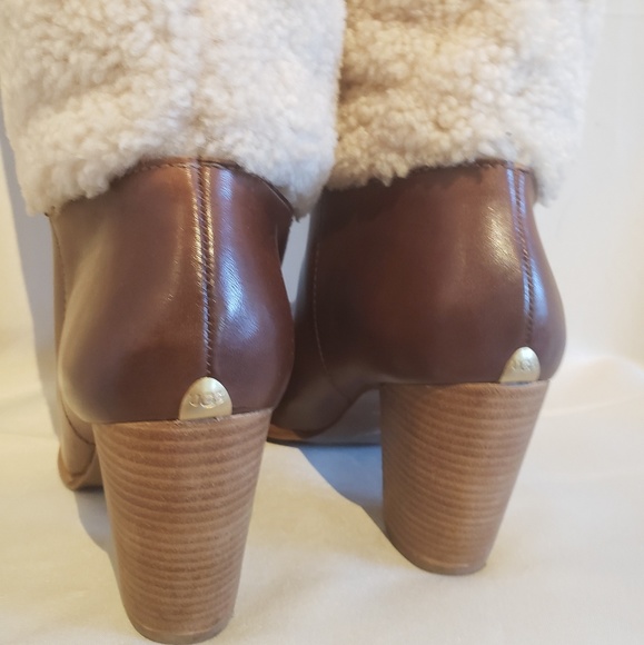 🎁🆕️UGG Australia Ava Boots & FREE Gift🎁 - Picture 6 of 7